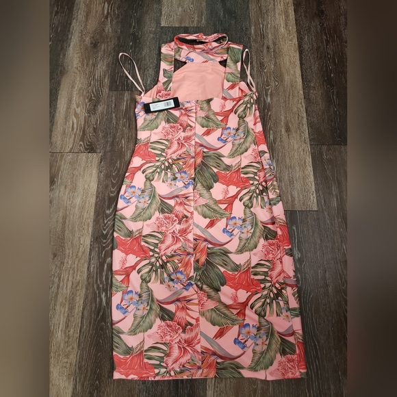 BEBE CHOKER NECK PRINT DRESS size L/M - Picture 6 of 10